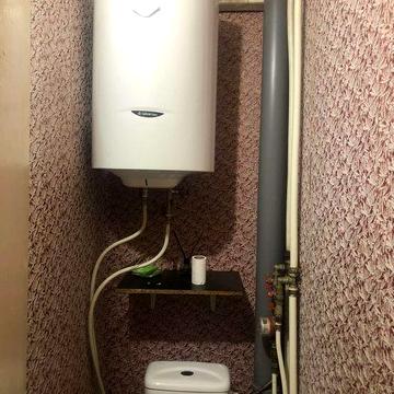 Здається 2/х кімнатна квартира,у 9поверховому будинку на5 поверсі.