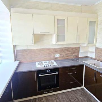 Продам 3 кімн вул.Університетьська+ Е сертифікат