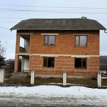 Продається будинок в м. Борщів