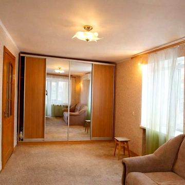 1 - комн. пр. Правды (р-н ТЦ Океан). Мебель. Техника.