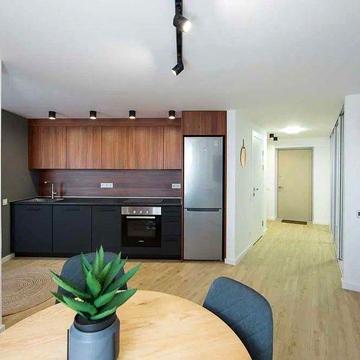 Продам квартиру зсучасним ремонтом