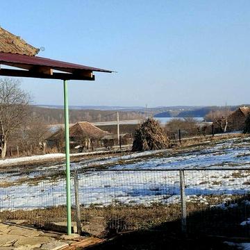 Продається будинок біля дністра