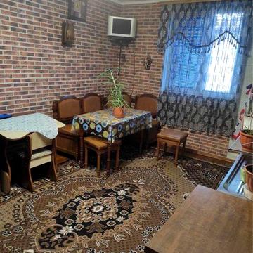 Квартира в мальовничому районі Чернівців, біля університету