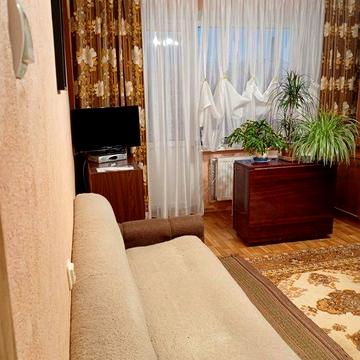 Продається 3х кімнат якна квартира у селі Вільне (10 км до міста).