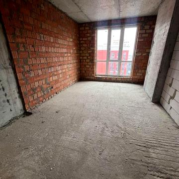 ЕКСКЛЮЗИВ! Велика однушка в зданому будинку!