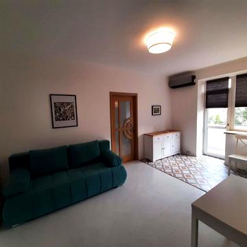 Архітектора Олега Петрова вул. (Чернишевського), 10