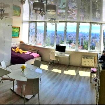 Петра Калнишевського вул. (Михайла Майорова), 7