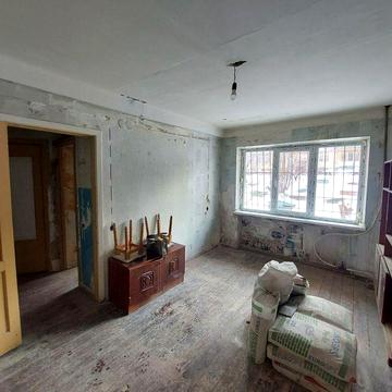 Продам 2-квартиру по ул.Магнитогорская  ориентир "9 больница"