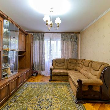 Володимира Івасюка просп. (Героїв Сталінграду), 63