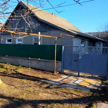 Продам дом улица Весеняя.18 000$ .