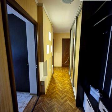 Продається 2х кімнатна квартира