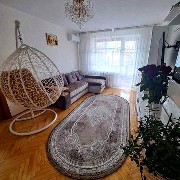 Квартира, нерухомість, житло.