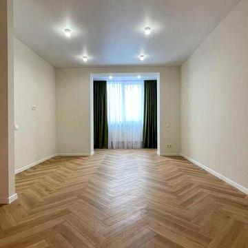 Продається 1-кімнатна квартира біля Озера, ЖК Приозерний, Виставка ЖК Приозерний