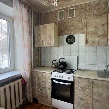 2 ком. квартира пер. 23 Августа 3, м. Ботанический сад. Сертификат.