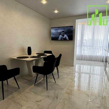 Продаж квартири в новобудові з новим ремонтом