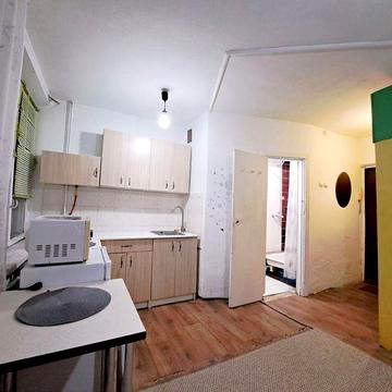 Оренда 1-к, Солом‘янський район, метро Вокзальна, вул. Златопільська 3