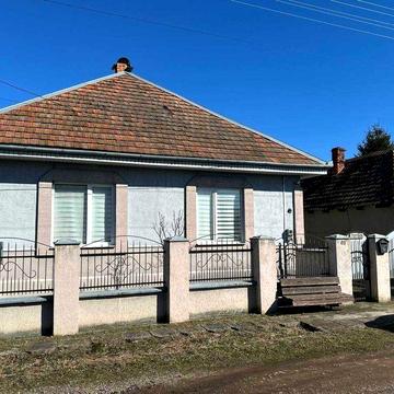 Продам будинок у с. Есень (Ужгородський район)