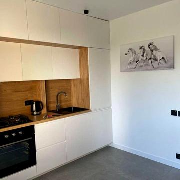 Сдам квартиру на О.Поля ( кирова )