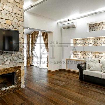 Цегла будинок Заріччя Гараж Ліс Озеро Альтанка Інвертор Генератор Газ