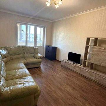 Оренда 2К квартири Тростянецька 2  метро Харківська