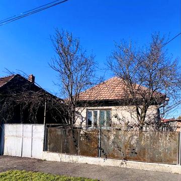 Продаж будинку в м. Берегове (район стадіону)