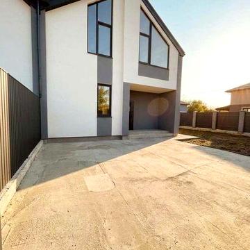 Дуплекс Білогородка під чистовий ремонт! Супер ціна!