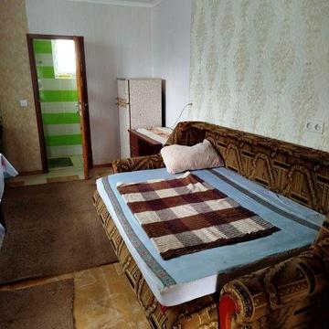 Сдам домик на Фрунзенском Днепр возле реки с евроремонтом