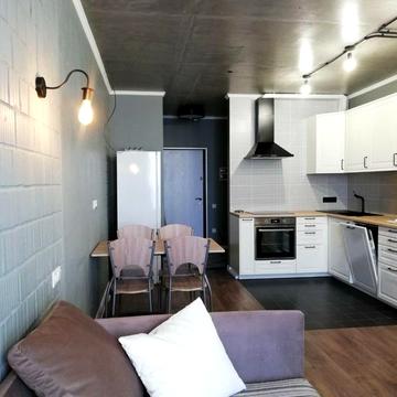 Зарічна вул., 2 к1