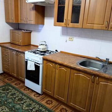 Оренда 1 кім зупинка Дитяча лікарня.