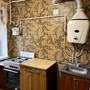 Здам 1кімн Критий ринок з індивідуальним опаленням