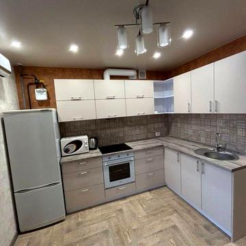 Сдам 1 комнатную Кв Жк Ньютона