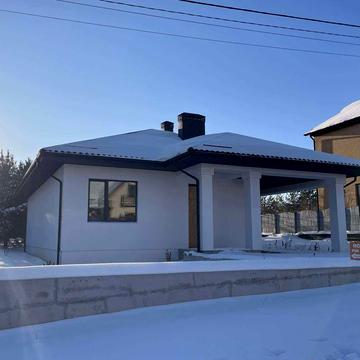 Продаж будинку з ділянкою на 10 сот 123 кв. м, на вул. Пересопницька