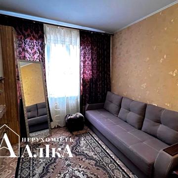 Продам 2-кімнатну секцію з меблями!