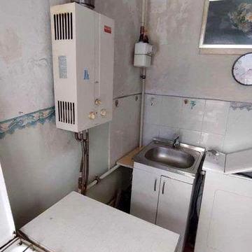 Продам 1 ком. квартиру в Соборном районе ,проспект Науки ( Гагарина )