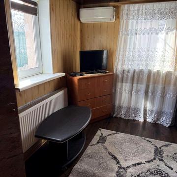 Будинок. Участок 25 соток