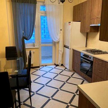 Оренда 1 кім квартири, вул Під Голоском, новобудова