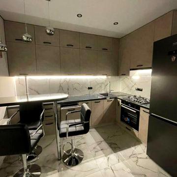 Продам зоновану 2к/євро2к з сучасним ремонтом та меблями