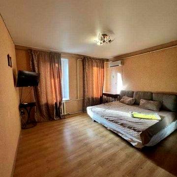 Квартира 2-х комнатная в Центре на Гимназической