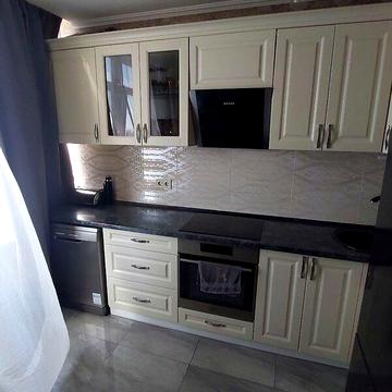 Продаж 3к Квартира Басейна вулиця