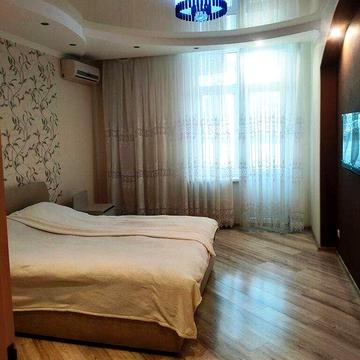 Здається в оренду 2 кімнатна квартира, вул. Ахматової, 32/18