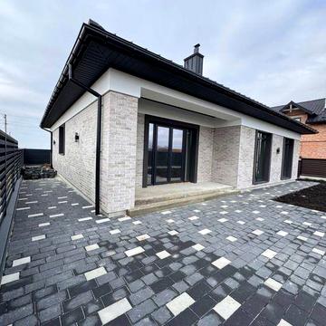 Продаж будинку Конопниця