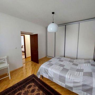 Центр міста, 3 кім, продаж, 4 пов, 74 м2. І/о, 85 000$