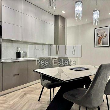 Аренда 3-к квартиры 110 м2 Новопечерские Липки Верхогляда 17 Б Центр