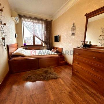 Сталінка з ідеальним ремонтом! Р-н БШ