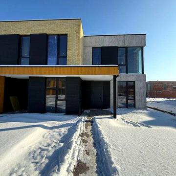 Продаж таунхаусу в КМ Окраса на 3,2 сотках-100м2. Ціну ЗНИЖЕНО ДО 8.03