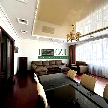 Продаж 3-х кімнатної квартири 140 м2 вул. Іринінська 5/24