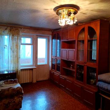 Продам 2 к. квартиру в  районе аэропорта, по ул. Пилотов 5