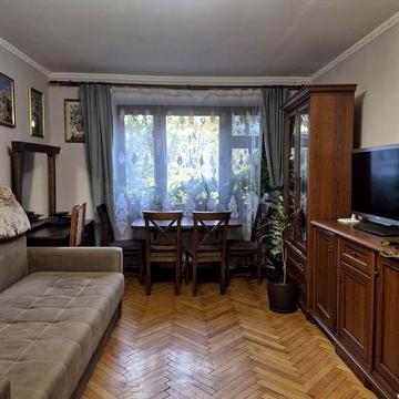 Продаж трьохкімнатної квартири в Ужгороді