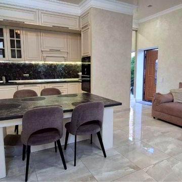 Продам таунхаус 120 м2 з ремонтом