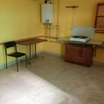 Здається 2-кімн. житло р-н Н.Умані для чоловіків до вересня